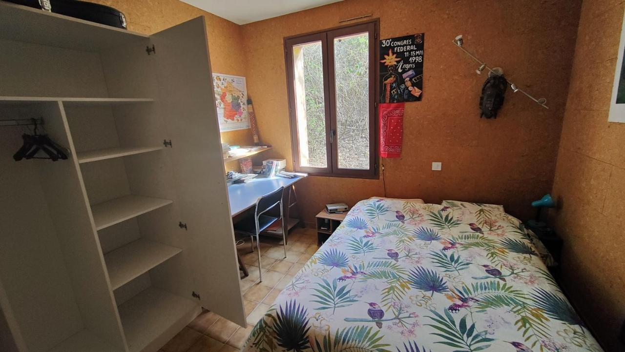 Chambre Dans Villa Le Chaffaut-Saint-Jurson Bagian luar foto