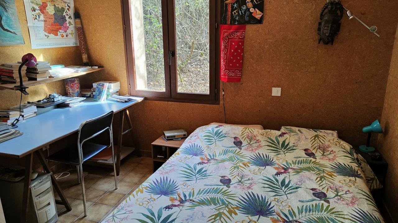 Chambre Dans Villa Le Chaffaut-Saint-Jurson Bagian luar foto